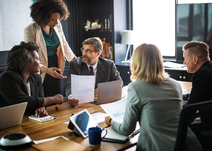 business-people-meeting